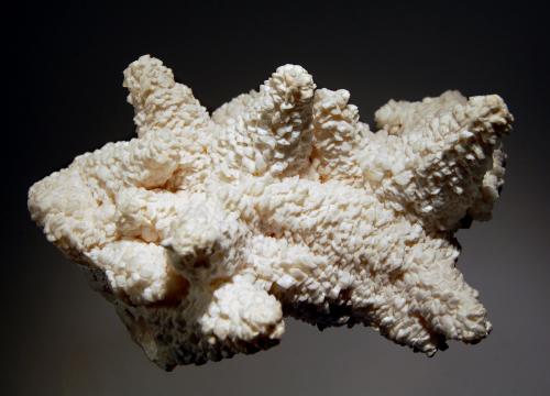 Benstonite<br />Mina Minerva I, Grupo Ozark-Mahoning, Sub-Distrito Cave-in-Rock, Condado Hardin, Illinois, USA<br />6.3 x 9.5 cm<br /> (Author: crosstimber)