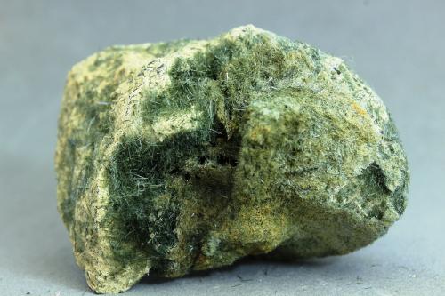 Actinolita<br />La Herrería Mine, Burguillos del Cerro, Comarca Zafra-Río Bodión, Badajoz, Extremadura, Spain<br />47x35x26 mm.<br /> (Autor: Juan Espino)