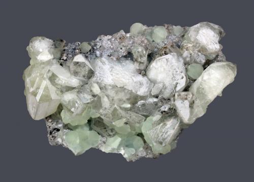 Datolite and Prehnite<br />Cantera Prospect Park, Prospect Park, Condado Passaic, New Jersey, USA<br />9.5 x 6.2 cm<br /> (Author: Frank Imbriacco)