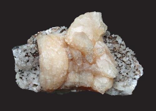 Heulandite and Quartz<br />Prospect Park Quarry, Prospect Park, Passaic County, New Jersey, USA<br />9.6 x 6.3 cm<br /> (Author: Frank Imbriacco)