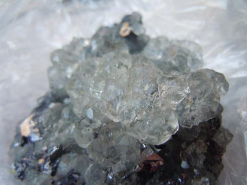 Water Clear Fluorite<br />Mina First Sovetskii, Dalnegorsk, Distrito urbano Dalnegorsk, Primorsky Krai, Rusia<br />8.4 x 6.2 cm<br /> (Author: Casimir Sarisky)