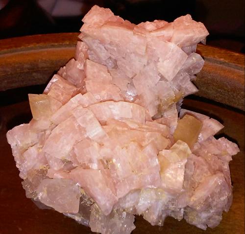 Dolomite, Calcite, Quartz<br />State Route 1 road cut, Woodbury, Cannon County, Tennessee, USA<br />75x79mm<br /> (Author: jordanlowe1089)