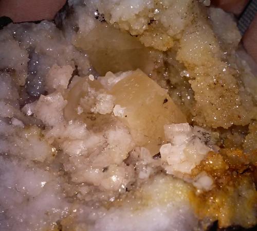 Calcite, Dolomite, Quartz<br />State Route 1 road cut, Woodbury, Cannon County, Tennessee, USA<br />3x2 1/2in<br /> (Author: jordanlowe1089)