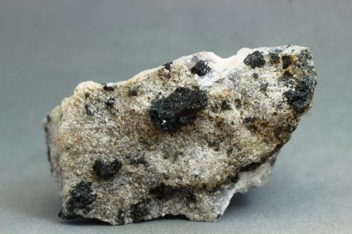 Hibonita<br />Andranondambo, Maromby, Distrito Amboasary, Región Anosy, Madagascar<br />52x34x27 mm<br /> (Autor: Juan Espino)