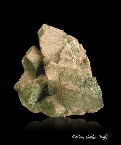 Ortoclasa<br />Canteras San Bachisio, Telti, Provincia de Olbia-Tempi, Cerdeña, Italia<br />91 x 87 x 64 mm.<br /> (Autor: Rafael Galiana)