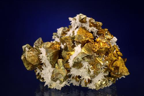 Chalcopyrite<br />Arsenic Mine, Unterer Rotgülden See, Rotgülden, Lungau, Salzburg, Austria<br />50 mm<br /> (Author: Gerhard Brandstetter)