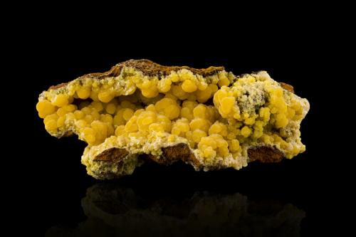 Mimetite<br />San Pedro Corralitos, Municipio Casas Grandes, Chihuahua, Mexico<br />17,0	x	10,0	x	7,0	cm<br /> (Author: MIM Museum)