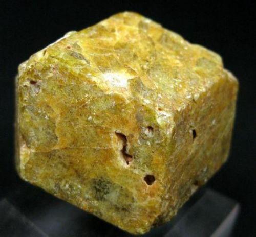 Grossularia<br />Arrondissement Diakon, Bafoulabé Circle, Kayes Region, Mali<br />3,5 x 3,5 x 3 cm<br /> (Autor: Antonio Alcaide)