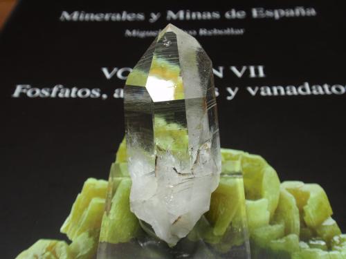 Cuarzo (variedad cristal de roca)<br />El Cardoso de la Sierra, Comarca Serranía de Guadalajara, Guadalajara, Castilla-La Mancha, España<br />23x50 mm<br /> (Autor: Ignacio)