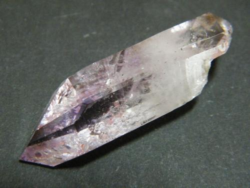 Quartz (variety amethyst)<br />Goboboseb Mountains, Brandberg area, Erongo Region, Namibia<br />50x15mm<br /> (Author: Heimo Hellwig)