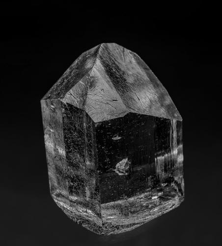 Topaz<br />Omi, Higashichikuma-gun, Prefectura Nagano, Región Chubu, Isla Honshu, Japón<br />3.9 x 3.0 cm<br /> (Author: am mizunaka)