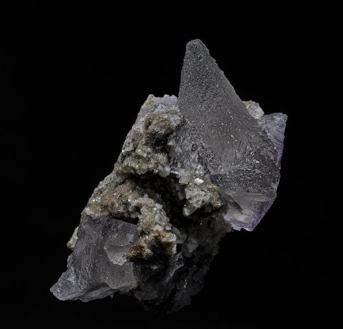 Fluorite, Dolomite, Quartz<br />Elmwood Mine, Carthage, Central Tennessee Ba-F-Pb-Zn District, Smith County, Tennessee, USA<br />7.5 x 7.2 cm<br /> (Author: am mizunaka)