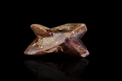 Monazite (Group)<br />Espinosa, Janaúba, Minas Gerais, Brazil<br />4,5	x	4,0	x	3,0	cm<br /> (Author: MIM Museum)