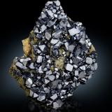Galena<br />Gidiursko Mine, Madan mining area, Rhodope Mountains, Smolyan Oblast, Bulgaria<br />29 x 23 x 11 cm / main crystal: 4.0 cm<br /> (Author: MIM Museum)
