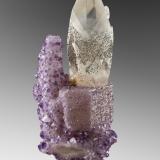 Calcite<br />Artigas Department, Uruguay<br />13 x 13 x 27 cm / main crystal: 15.0 cm<br /> (Author: MIM Museum)