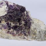 FluoriteMinas de plomo, Obernberg am Brenner, Distrito Innsbruck-Land, Tirol, Austria11 x 7 cm (Author: Volkmar Stingl)