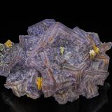 Fluorite, BariteLead Hill mines, Lead Hill, Cave-in-Rock, Cave-in-Rock Sub District, Hardin County, Illinois, USA13.6 x 10.0 cm (Author: am mizunaka)