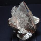 Pirita<br />Mina Huanzala, Distrito Huallanca, Provincia Dos de Mayo, Departamento Huánuco, Perú<br />60x70 mm<br /> (Autor: Ignacio)