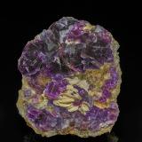 Fluorite, Baryte<br />Berbes mining area, Berbes, Ribadesella, Comarca Oriente, Principality of Asturias (Asturias), Spain<br />10.8 x 8.9 cm<br /> (Author: am mizunaka)