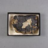 Miargirita [Miargyrite]<br />Hiendelaencina, Comarca Serranía de Guadalajara, Guadalajara, Castilla-La Mancha, España<br />6,2 × 4,8 × 1,9 cm.  119,53 g.<br /> (Autor: J. G. Alcolea)