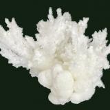 Aragonito<br />Canteras de Mármol, Macael, Comarca Valle del Almanzora, Almería, Andalucía, España<br />9x5cm<br /> (Autor: castrominerals)