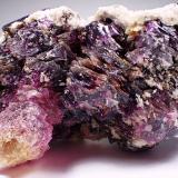 Fluorite, BaryteCave-in-Rock, Sub-Distrito Cave-in-Rock, Condado Hardin, Illinois, USA147 mm x 90 mm x 86 mm (Author: Don Lum)
