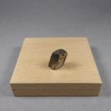 Arsenopirita (variedad danaita)<br />Minas Skuterud, Modum, Viken, Noruega<br />1,5 × 1,1 × 0,7 cm.  4,32 g.<br /> (Autor: J. G. Alcolea)