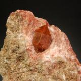 QuartzAfloramiento del Keuper, Montroy, Comarca Ribera Alta, Valencia / València, Comunidad Valenciana / Comunitat Valenciana, España7.0 x 6.0 x 4.1 cm (Author: Michael Shaw)
