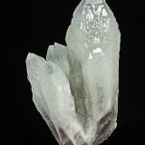 Quartz (variety milky quartz), Quartz (variety amethyst)<br />Arakawa Mine (Kyowa-Arakawa), Daisen City, Akita Prefecture, Tohoku Region, Honshu Island, Japan<br />11.6 x 6.1 cm<br /> (Author: am mizunaka)