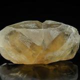 Quartz (variety citrine)<br />Warialda Creek prospects, Delungra, Murchison County, New South Wales, Australia<br />6.5 x 3.1 cm<br /> (Author: am mizunaka)