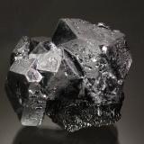 GalenaMina 2nd Sovetskii, Dalnegorsk, Distrito urbano Dalnegorsk, Primorsky Krai, Rusia6.7 x 5.6 x 4.0 cm. (Author: Michael Shaw)