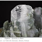 Quartz (variety faden)<br />Ville des Glaciers, Savoie, Auvergne-Rhône-Alpes, France<br />fov 24 mm<br /> (Author: ploum)