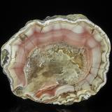 Quartz (variety agate)Arroyo Agate, Condado Etheridge, Queensland, Australia9.0 x 7.8 x 5.8 cm (Author: am mizunaka)