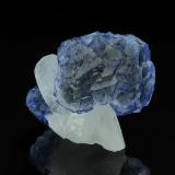 Fluorite, Quartz<br />Huayllapon Mine (Huallapon Mine), Pasto Bueno, Pampas District, Pallasca Province, Ancash Department, Peru<br />5.8 x 5.1 cm<br /> (Author: am mizunaka)