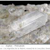 PhenakiteLes Aiguilles de la Balme, Macizo La Lauzière, Saint-Jean-de-Maurienne, Saboya, Auvergne-Rhône-Alpes, FranciaFov 19.2 mm (Author: ploum)