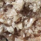 Creedite<br />Qinglong Mine, Dachang, Qinglong, Qianxi'nan Autonomous Prefecture, Guizhou Province, China<br />7 x 5 cm<br /> (Author: Volkmar Stingl)