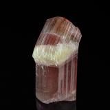 Elbaite<br />Himalaya Mine, Gem Hill, Mesa Grande District, San Diego County, California, USA<br />4.4 x 2.5 cm<br /> (Author: am mizunaka)