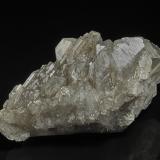 Quartz (variety smoky quartz)<br />Auburn, Androscoggin County, Maine, USA<br />8.7 x 5.6 cm<br /> (Author: am mizunaka)
