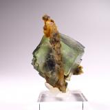 Fluorite, ChalcedonyChoir area, Province Govisümber, Mongolia43 mm x 42 mm x 35 mm (Author: Don Lum)