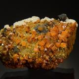 Wulfenite<br />Ojuela Mine, Mapimí, Municipio Mapimí, Durango, Mexico<br />7.7 x 5.2 x 3.9 cm<br /> (Author: Michael Shaw)