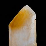 Quartz, Halloysite<br />Cabiche, Quípama, Boyacá Department, Colombia<br />Specimen height 7,5 cm<br /> (Author: Tobi)