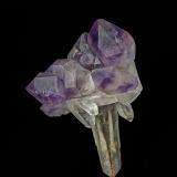 Quartz (variety amethyst)<br />Ikalamavony District, Haute Matsiatra Region, Madagascar<br />9.5 x 6.2 cm<br /> (Author: am mizunaka)