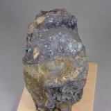 Suredaita y Coiraita<br />Sistema de filones Oploca (Mina Oploca), depósito Pirquitas, Mina Pirquitas, Departamento Rinconada, Provincia Jujuy, Argentina<br />10,8 x 6,2 x 4,8 cm.<br /> (Autor: J. G. Alcolea)