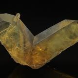 Quartz (variety citrine)<br />Mansa District, Luapula Province, Zambia<br />14.5 x 12.5 cm<br /> (Author: am mizunaka)