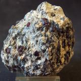 AlmandinoEl Hoyazo, Níjar, Comarca Metropolitana de Almería, Almería, Andalusia, Spain8 x 6 cm (Autor: Pedro Antonio)