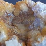 Fluorite, Quartz<br />Yongping, Yanshan, Shangrao Prefecture, Jiangxi Province, China<br />5,5 x 5 cm<br /> (Author: Volkmar Stingl)