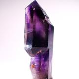 Quartz (variety amethyst scepter)<br />Brandberg area, Erongo Region, Namibia<br />40 mm x 17 mm x 15 mm<br /> (Author: Don Lum)