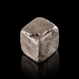 ZvyagintsevitaTalnakh, Noril'sk, Putoran Plateau, Taimyr Peninsula, Taymyrskiy Autonomous Okrug, Krasnoyarsk Krai, Russia0.5 x 0.5 x 0.5 cm (Autor: Museo MIM)