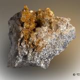 CalcitaBerta Quarry, Can Domènech Hill, Roques Blanques Mountains, Sant Cugat del Vallès-El Papiol, Comarca Vallès Occidental / Baix Llobregat, Barcelona, Catalonia / Catalunya, Spain12cm x 12,5cm x 6cm (Autor: Pere Alonso)