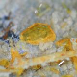WulfenitaMina Stefanie, Zona minera Bleiberg, Bad Bleiberg, Distrito Villach-Land, Carintia/Kärnten, AustriaCristal de 2 mm. (Autor: Antonio P. López)